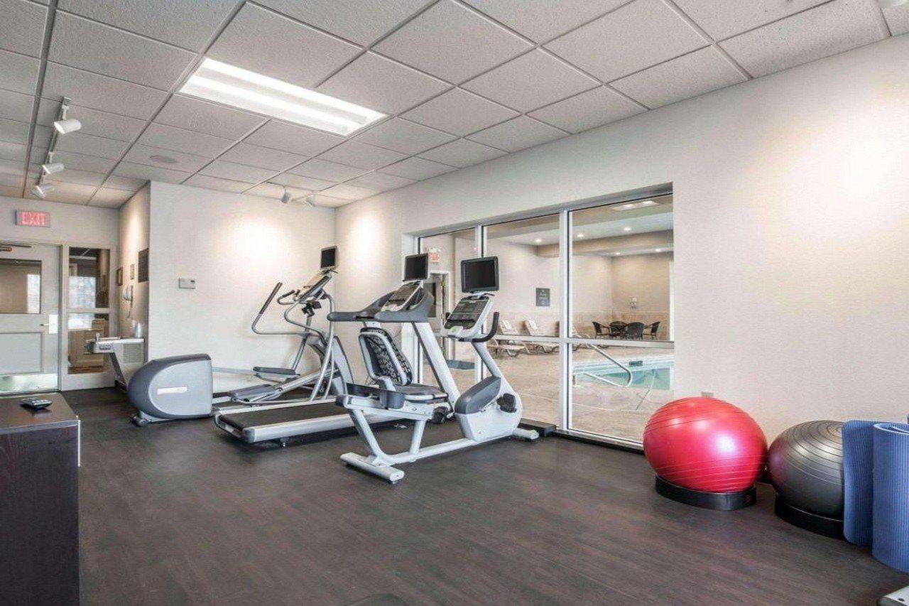 Park Manor Hotel Clifton Park Dış mekan fotoğraf The fitness center at the 1000 Museum