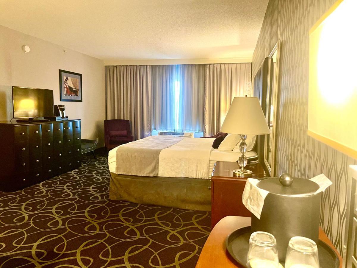 Park Manor Hotel Clifton Park Dış mekan fotoğraf A room at the hotel